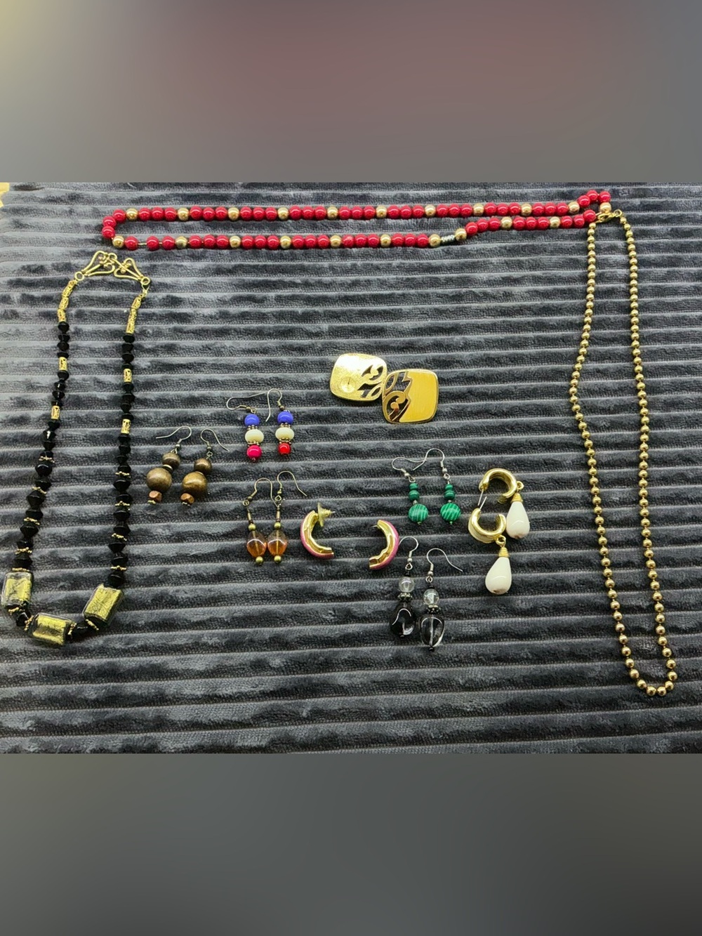 Vintage Jewelry Lot Boho Beaded Necklace Drop Dangle Hoop Earrings Reseller Box